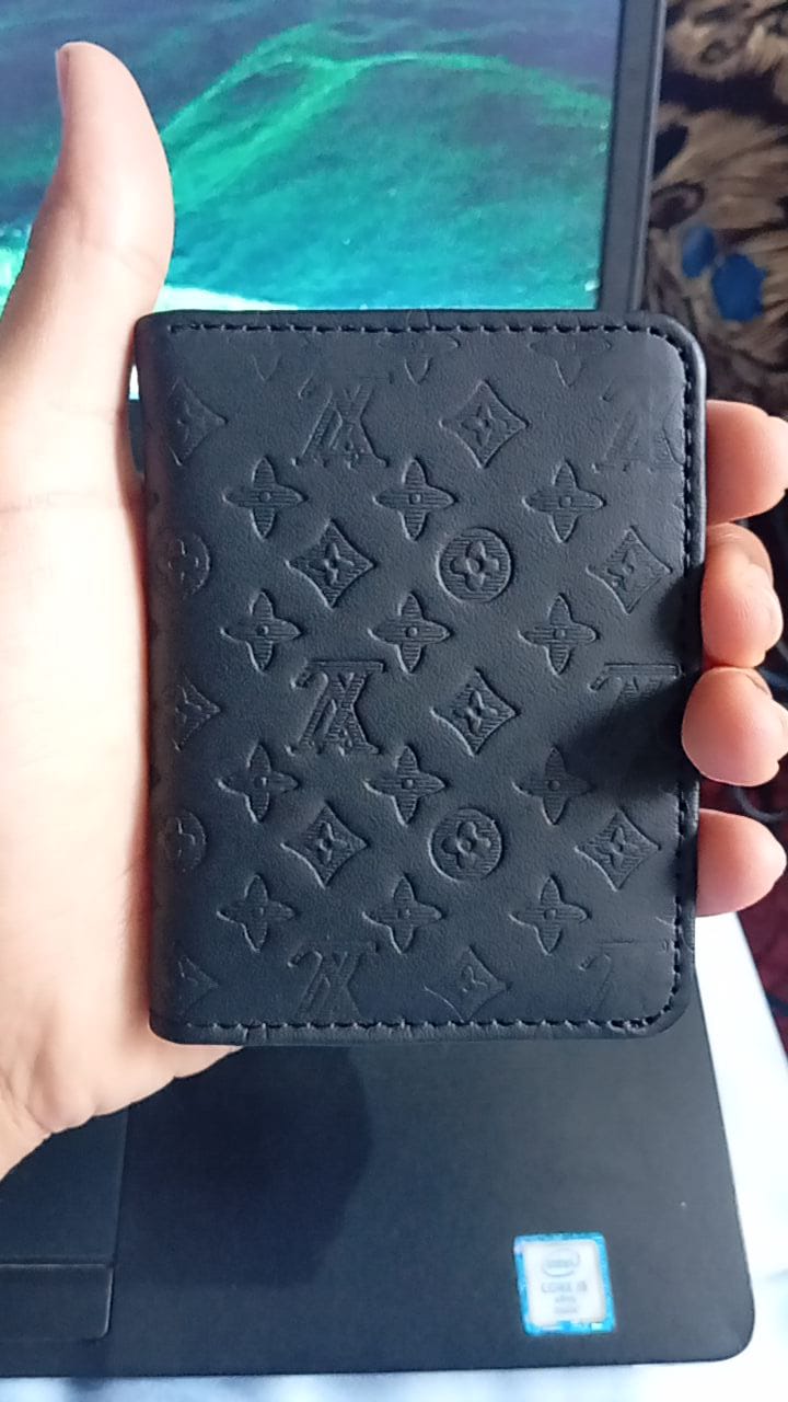 Premium Stylish LV Wallet - Elegant Designer Leather Men's Slim Wallet